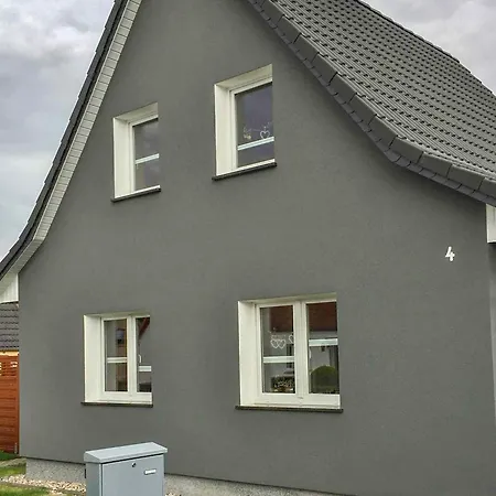 Ehling Apartment *